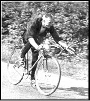 Tommy Easter riding the Middlesborough Coop 50 in 1939.